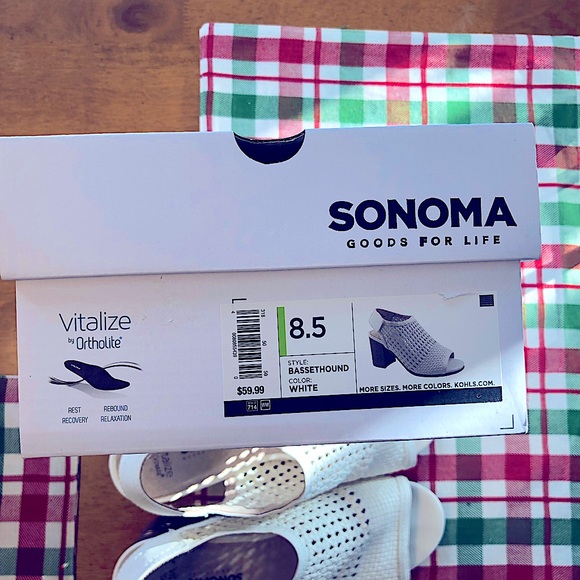 Sonoma White Heels - Picture 8 of 11